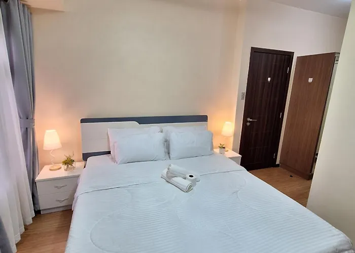 3br Balcony•100sqm•15pax•pet•freeparking |moa/picc Apartment Manila