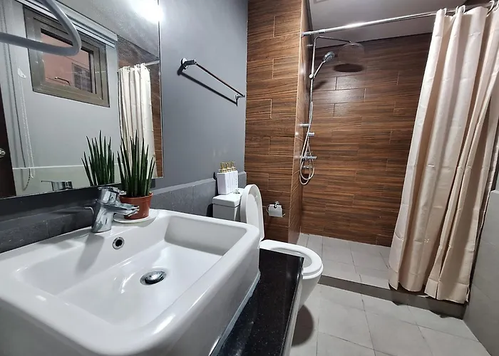 3br Balcony•100sqm•15pax•pet•freeparking |moa/picc Apartment *