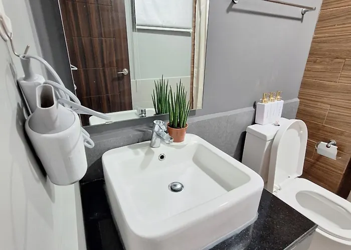 3Br Balcony -100Sqm -Pet -Freeparking |Moa/Picc/Airport Manila