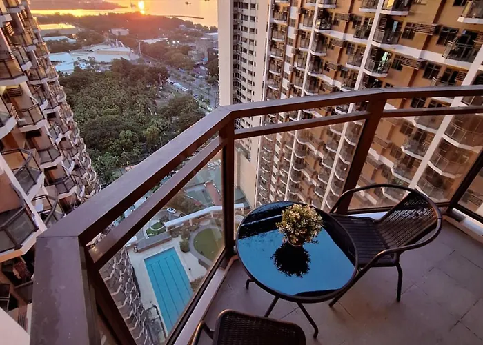 3br Balcony•100sqm•15pax•pet•freeparking |moa/picc Manila