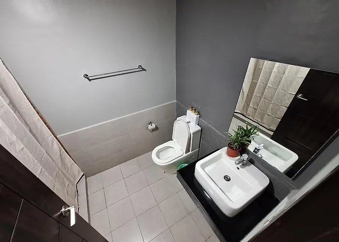 3br Balcony•100sqm•15pax•pet•freeparking |moa/picc Apartment