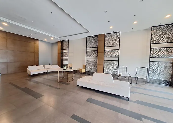 3br Balcony•100sqm•15pax•pet•freeparking |moa/picc Apartment
